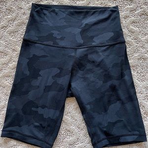 Lululemon high rise stretch short